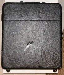 Foam-Lined Instrument case with KEY & LOCK (11“ x 12“ x 5“)