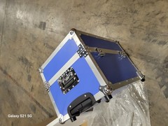 Flight Road Case Protective Padded Equipment Storage Box with Lock and Wheels