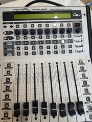 CM Labs MotorMix MIDI DAW Control Surface 8 Motorized Faders