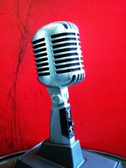 Vintage 1960’s Shure PE55 dynamic cardioid microphone Hi Z w S37A stand PE55SH