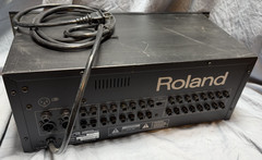 Roland M-160II LINE MIXER 16-channel 4U Rack Mount AC100V 50/60Hz 23W