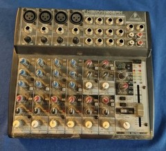 Behringer XENYX 1202FX 12 CH Mixer with Effects.