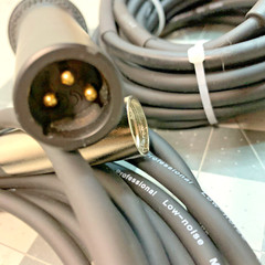 Lot 3 pc ~ Digital Reference Vocal Microphone DRV100 +2x Shielded Cables 20′ XLR
