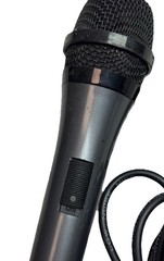 Singing Machine Unidirectional Dynamic Microphone, model SMM-205.