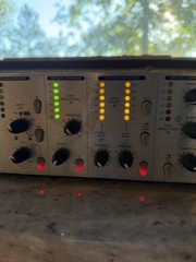 Focusrite Voicemaster Pro Platinum Channel Strip Mic Preamp Compressor EQ De-Ess
