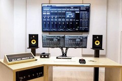 ROKIT7G4 KRK 7 POWERED MONITOR,Black