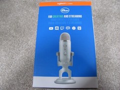 Brand New Blue Yeti Premium Multi-Pattern USB Microphone – Silver (988-000103)