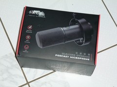 FIFINE Dynamic Microphone K688 XLR/USB Podcast Microphone – New/Open Box!!