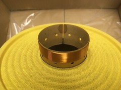 New Genuine Celestion GreenBack G12M/H 8 ohm „drop-in“ recone kit from England.