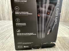 JBL Wireless IN BOX Two Microphone System with Dual-Channel Receiver SEALED