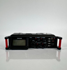TASCAM DR-70D 4-Channel Audio Recording Device for DSLR Cameras; AS-IS