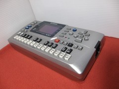 Yamaha QY100 Mobile Sequencer Very Good Tested MIJ w/ Power Supply, 8MB Card