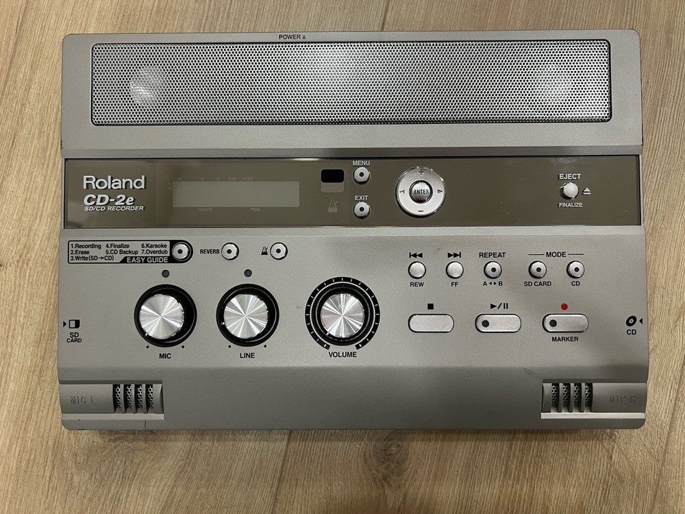 Roland CD-2E Digital Recording SD / CD Recorder, FOR PARTS, **See description