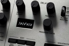 KORG 4 Voice Polyphonic Analog Synthesizer Minilogue Minilogue 37 Key 16 Step