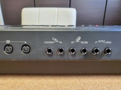 Yamaha V50 Digital Synthesizer New Battery & Button Initialized Good Condition