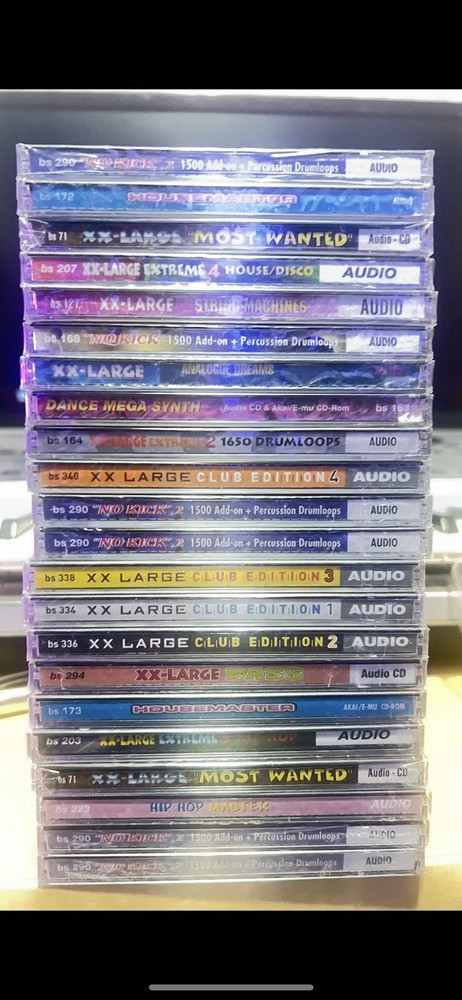 Best Service Sample Cd’s Percussion Drumloops Bass and Synth of 22 Cd’s Pick One