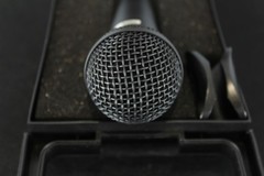 Behringer ULTRAVOICE XM8500 Dynamic Vocal Cardioid Microphone