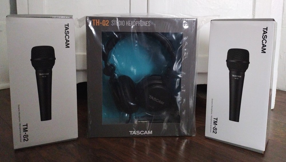 TASCAM TM-82 Dynamic Microphone (2) & TH-02 Studio Headphones