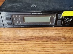 Shure UHF U4D-UB 692-716 MHz Version 2 Wireless Microphone Receiver