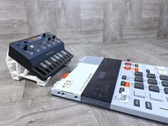 30º Stand for Behringer JT-4000 Micro Synthesizer – color WHITE – Made in USA