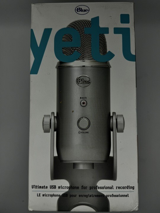 Blue Yeti USB Condenser Microphone PC Mac Gaming Recording Streaming Podcasting