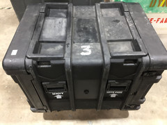 Flight Case: Dimensions: Length 37in Height 26in Width 27in Frame inside See Des