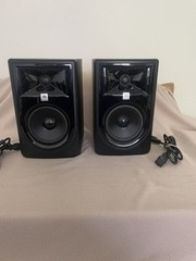 JBL 3 Series 305p MKII Powered Monitor Single Speaker & Power Cords