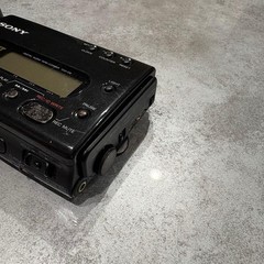 Sony TCD-D8 Walkman Portable DAT Recorder System Digital Audio Tape TCDD8 Japan