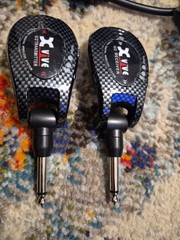 XVive U2 Guitar Wireless System Carbon Lot Of 2