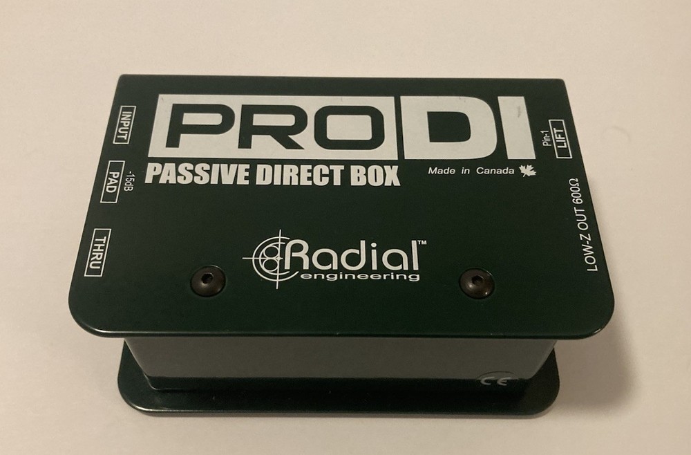 Radial Engineering ProDI 1-Channel Passive Instrument Direct Box Mono GuitarBass