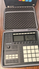 NI Native Instruments Maschine Mk3 MKIII Controller Orig. Box Plus Travel Case