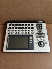 QSC TouchMix 16 Digital Mixer 16 Channels Touchscreen (FOR REPAIR OR PARTS)