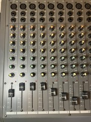 Samick SM 162 16 X 2 Anlog Mixing Console