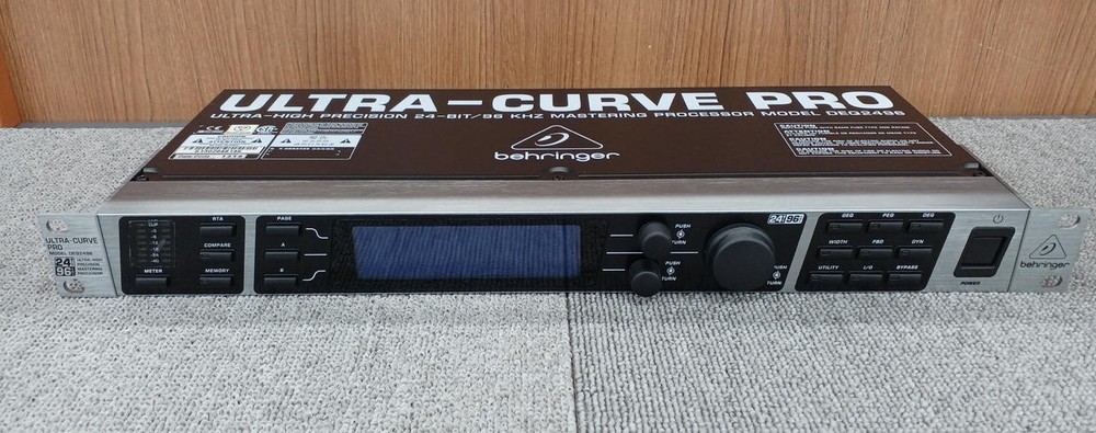 BEHRINGER ULTRA-CURVE PRO DEQ2496 Digital Equalizer Working Tested TB02 3.0