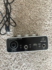 Behringer U-PHORIA UM2 Single Channel Audio Interface – Black