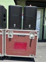 JBL PRX612M Powered Speakers in Wheeled Road Case (PAIR)THS