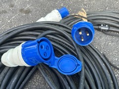 INDU 400A Power Distro PD 3PH CAM – CEE 30A-BLU5 X6, 30A-BLU3 X18 PT W/CABLE