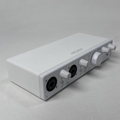Arturia MiniFuse 2 USB-C Audio MIDI Interface w Box Cable Tested Working White