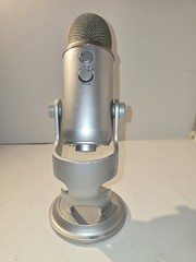 Blue Yeti USB Microphone Silver Recording Streaming Podcast Gaming ASMR [TESTED]
