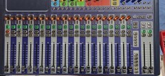 Soundcraft Si Expression 2 24-Channel Digital Audio Mixer IN CASE