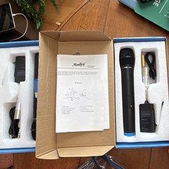 MouKey MwmU-4 UHF Wireless Handheld Microphone System, Cardioid Dynamic, Black