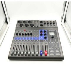 Zoom LiveTrak L-8 Portable 8-Ch Digital Mixer & Multitrack Recorder **OPEN BOX**