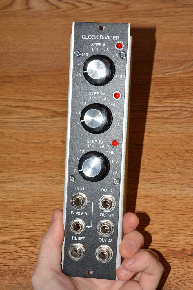 Yusynth Clock Divider Module (5U) – 2013 – Dotcom Format