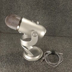 Blue Yeti USB Microphone Silver Condenser Mic USB Cable Cable Podcasting Stream