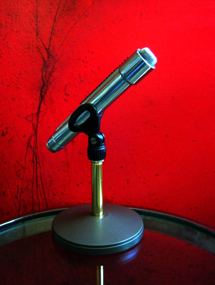 Vintage 1960s Electro Voice 676 dynamic cardioid microphone w accessories PROP 2