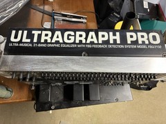 2x Behringer Ultragraph Pro FBQ3102 Dual 31-Band Graphic Equalizer