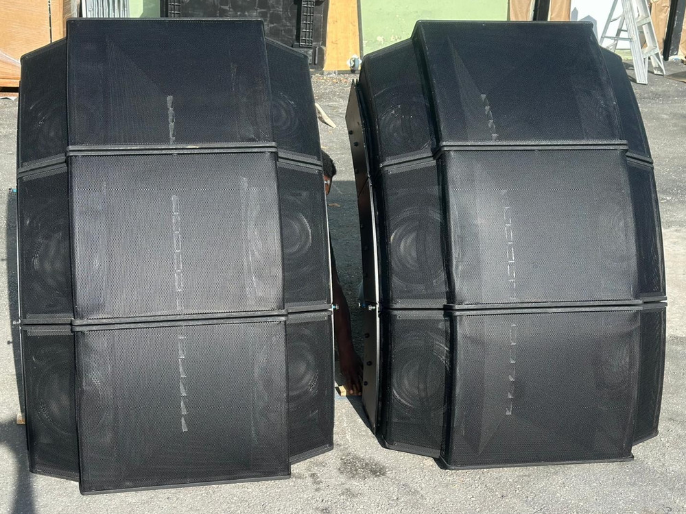 BOSE ROOMMATCH RM7020 LINE ARRAY SPEAKERS #7335 (SIX) (TRUEHEARTSOUND)