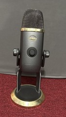 Blue Yeti X World of Warcraft Edition USB Microphone – Black (988-000462)