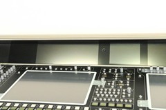 DiGiCo SD7 Digital Console w/Dual Engines, Waves, ST Optical & Road Case CG01044