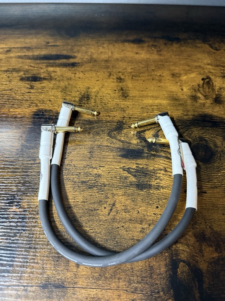 Pig Hog 1ft Right Angle Guitar Patch Cables 1/4” TS Lot of 2